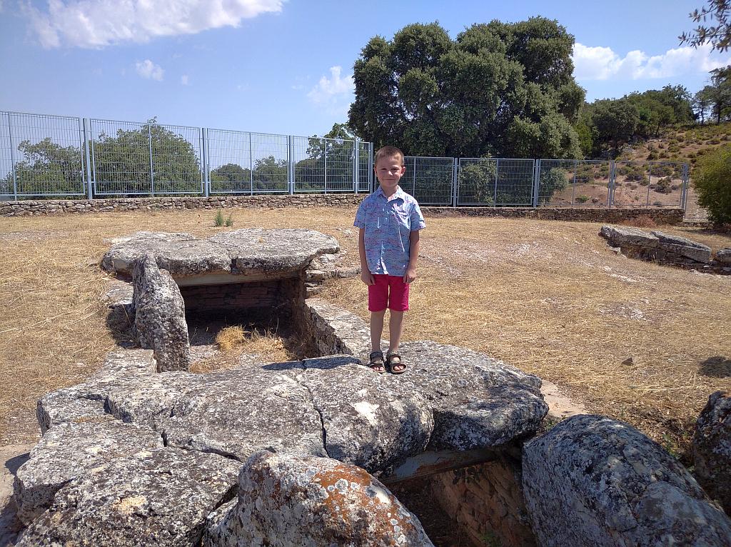 Dolmen Tomillos